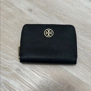 Tory Burch Zip Around Wallet